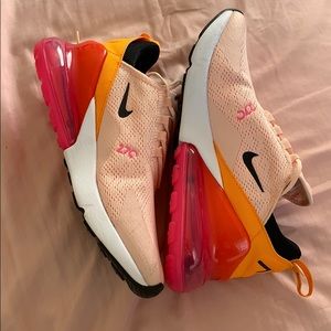 Nike Air Max 270